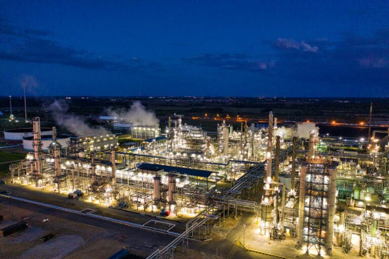 Commento: La stretta industriale europea nell’anno del Brent a 86 dollari