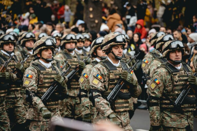 Festa nazionale a Parigi: sfilata del 14 luglio onora Ucraina
