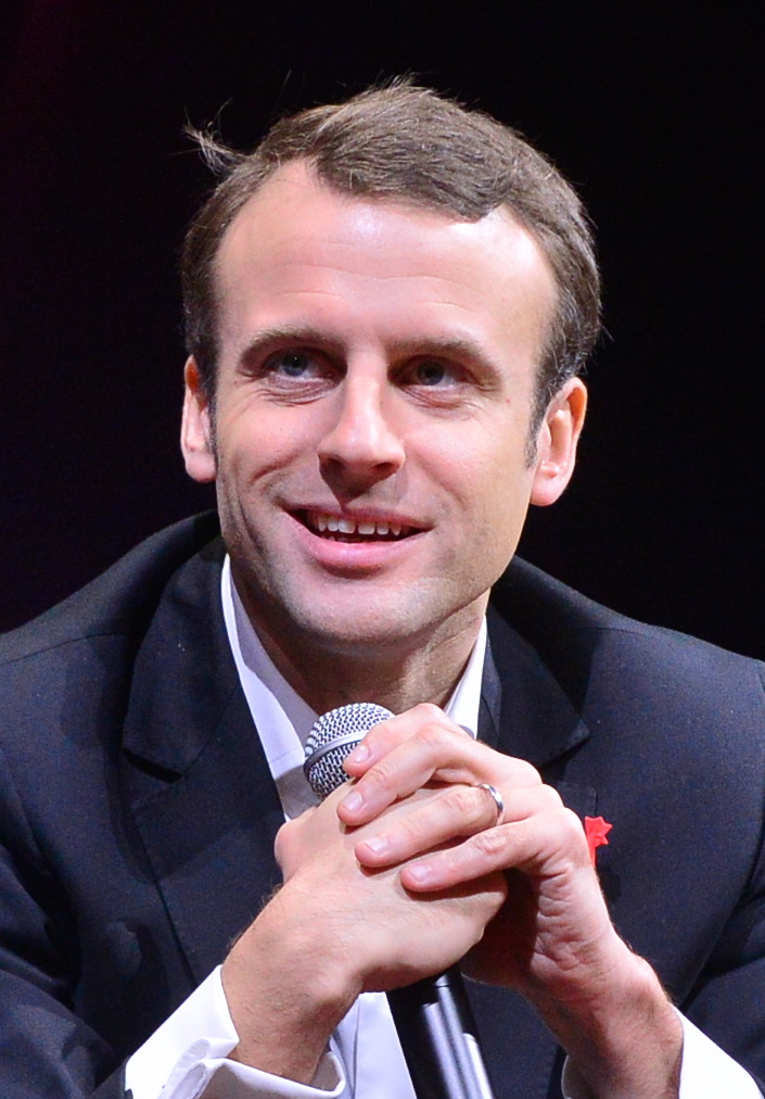 Emmanuel Macron portrait officiel