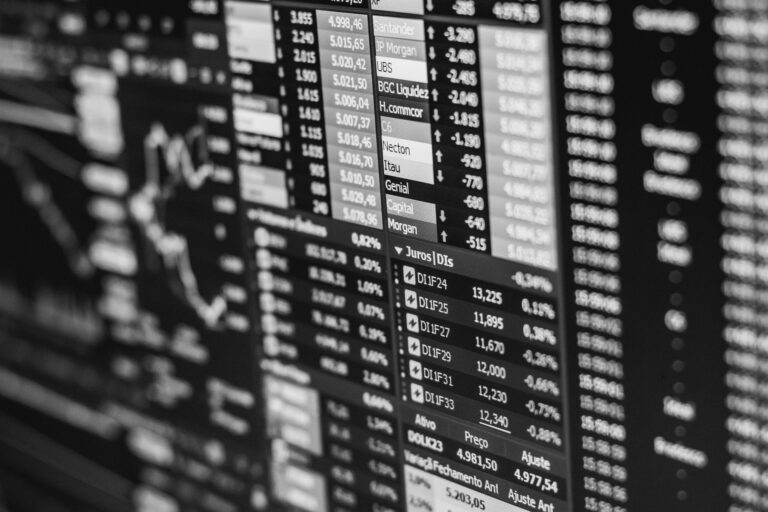 Borsa di Tokyo apre in ribasso dello 0,29% per tensioni in Medio Oriente
