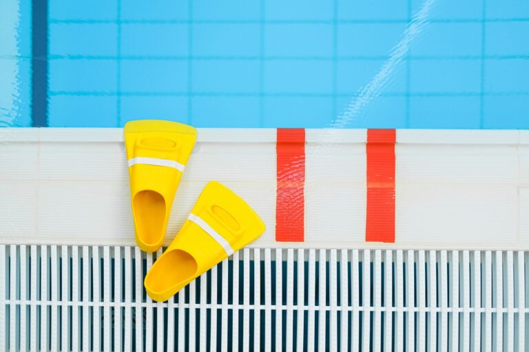 Bambina morta in piscina a Sestri Levante: indagati i titolari