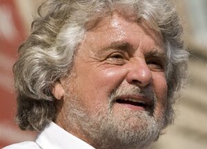 Grillo attacca Conte nel podcast di Fedez: «M5S paralizzato»