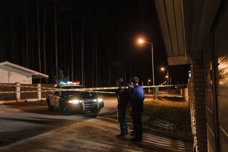 Omicidio a Crema: diciannovenne accoltellato in strada, tre fermati