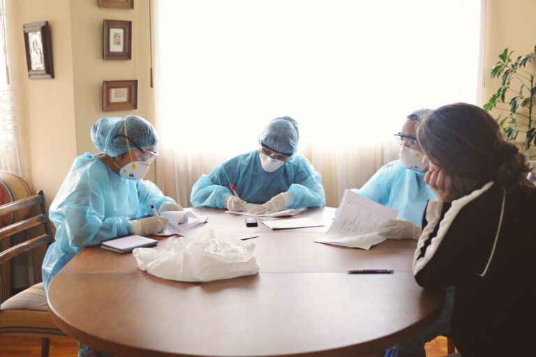 Medici, scontro Lombardia-Governo: “Errori su tutta la linea”